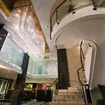 Empress Hotel In D1 - 23M2 - Cozzy Place