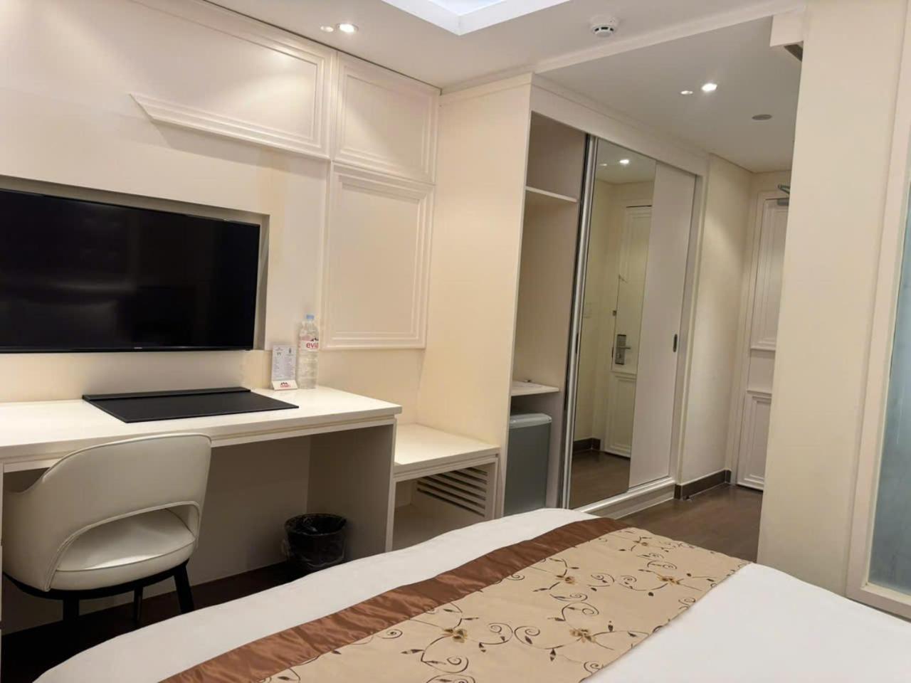 Empress In D1 - 23m2 - Cozzy Place Hotel 3*